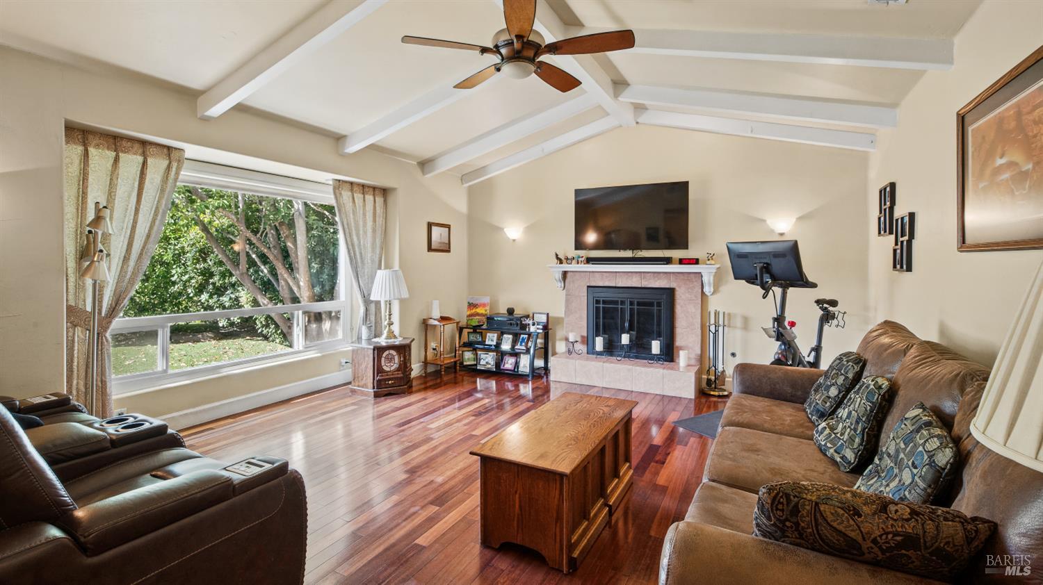 381 Alamo Drive Vacaville CA 95688
