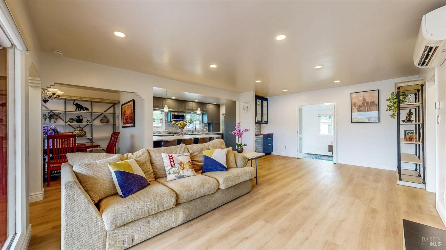 1065 Stevenson Street Santa Rosa CA 95404