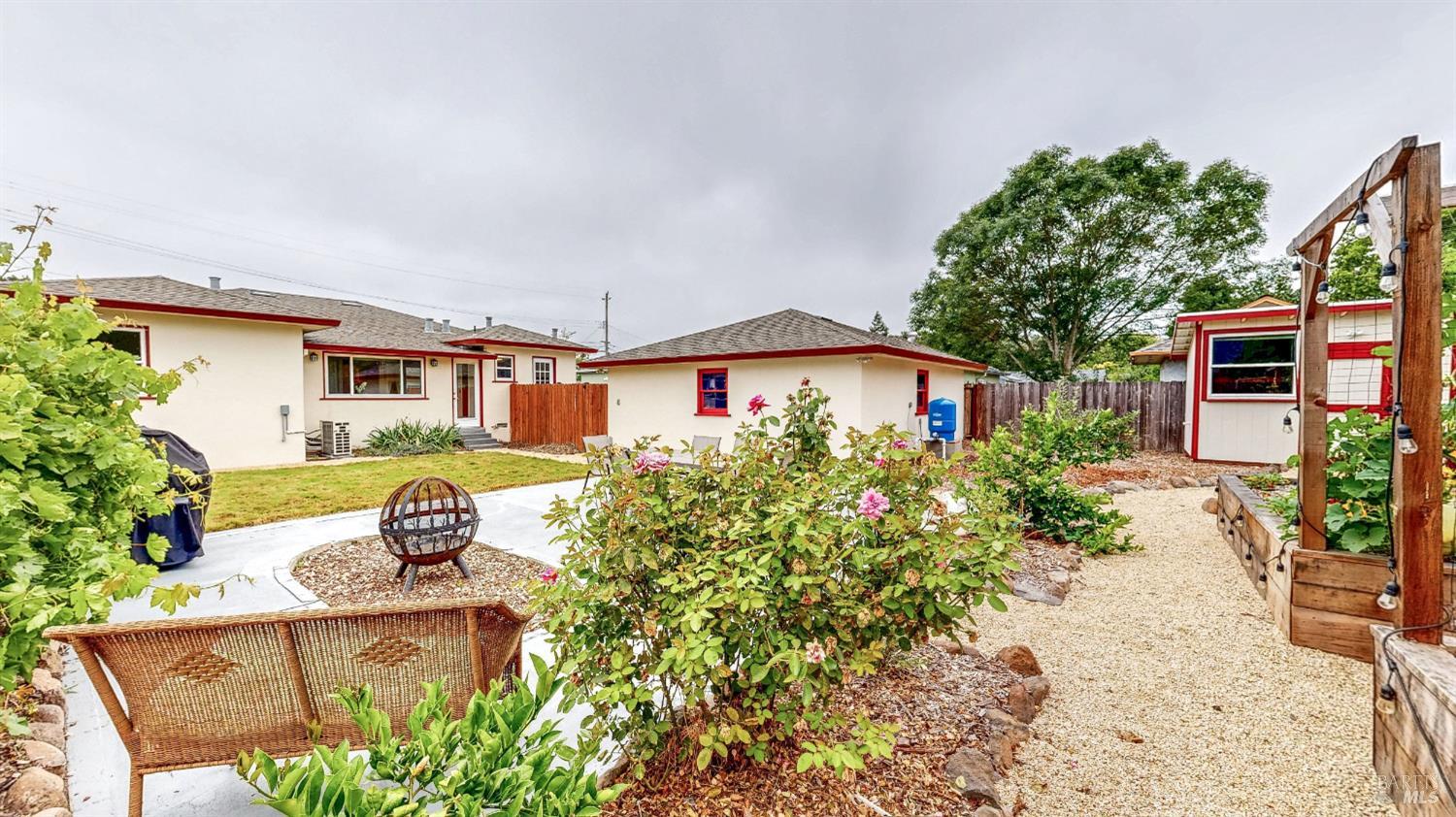 1065 Stevenson Street Santa Rosa CA 95404