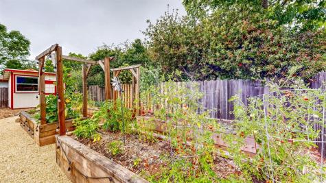 1065 Stevenson Street Santa Rosa CA 95404