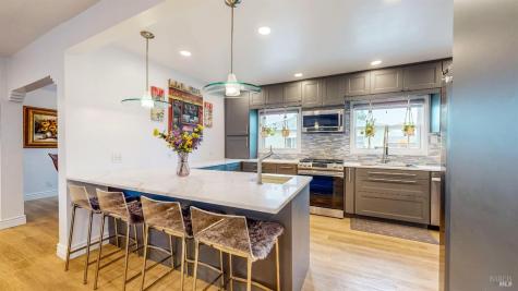 1065 Stevenson Street Santa Rosa CA 95404