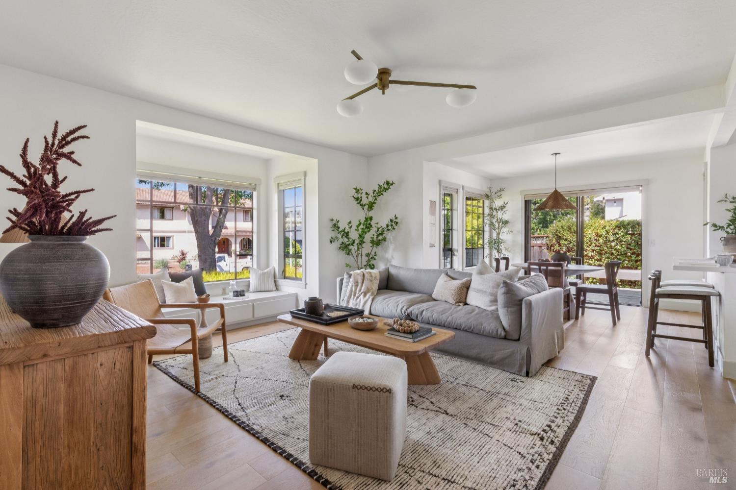 81 Bay Way San Rafael CA 94901