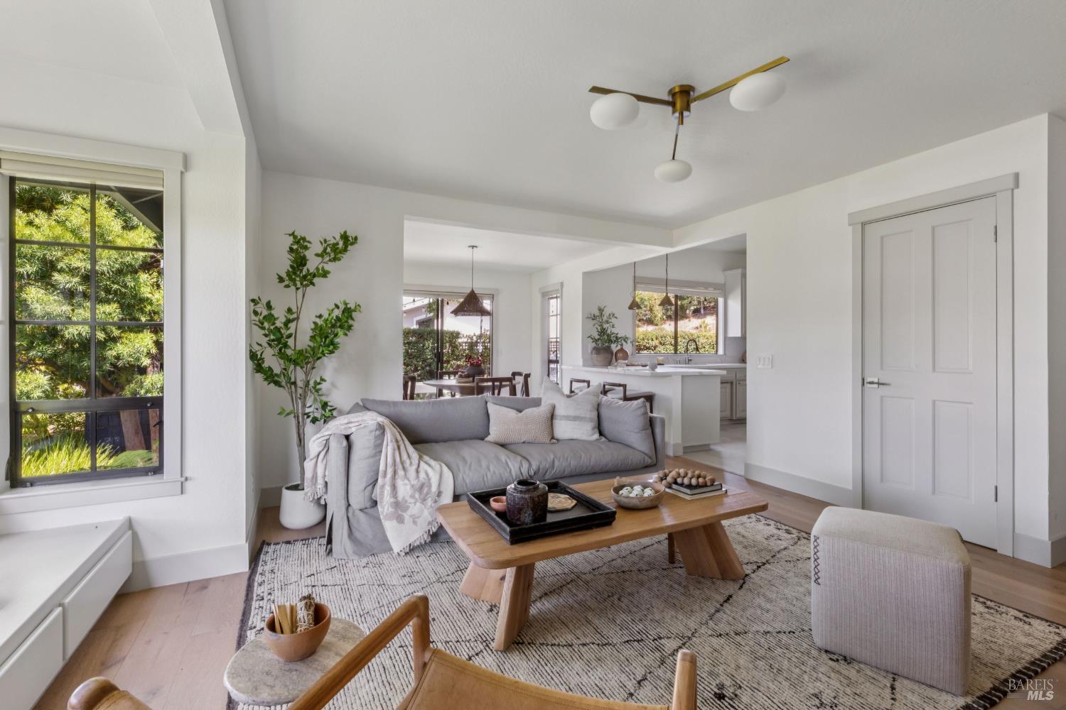 81 Bay Way San Rafael CA 94901
