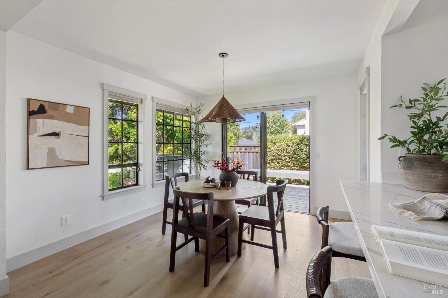 81 Bay Way San Rafael CA 94901
