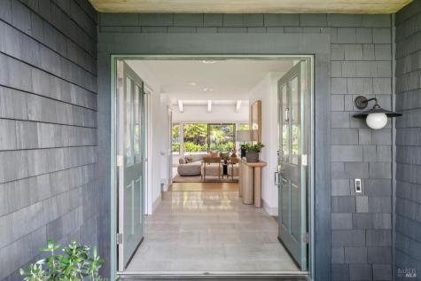 81 Bay Way San Rafael CA 94901