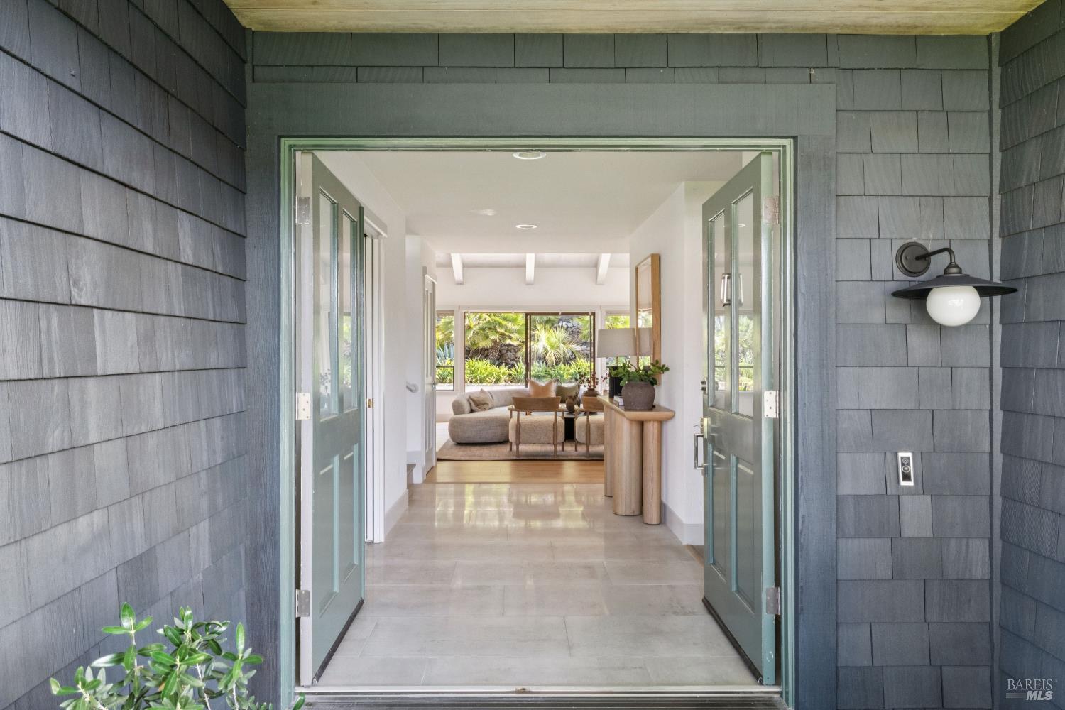 81 Bay Way San Rafael CA 94901