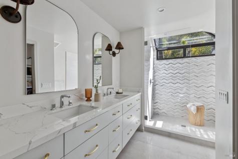 81 Bay Way San Rafael CA 94901
