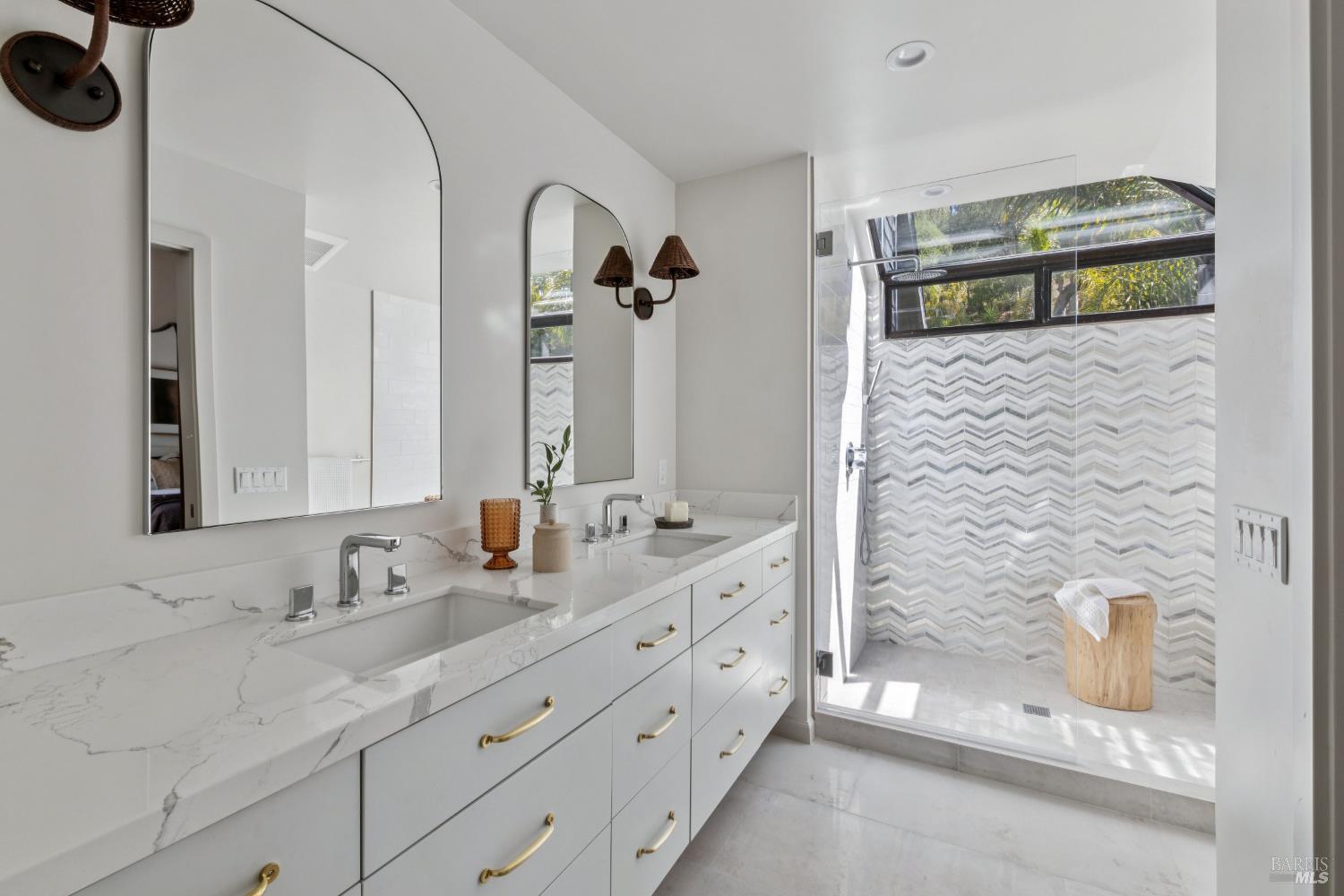 81 Bay Way San Rafael CA 94901