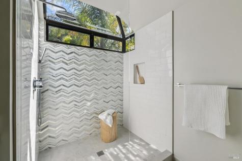 81 Bay Way San Rafael CA 94901