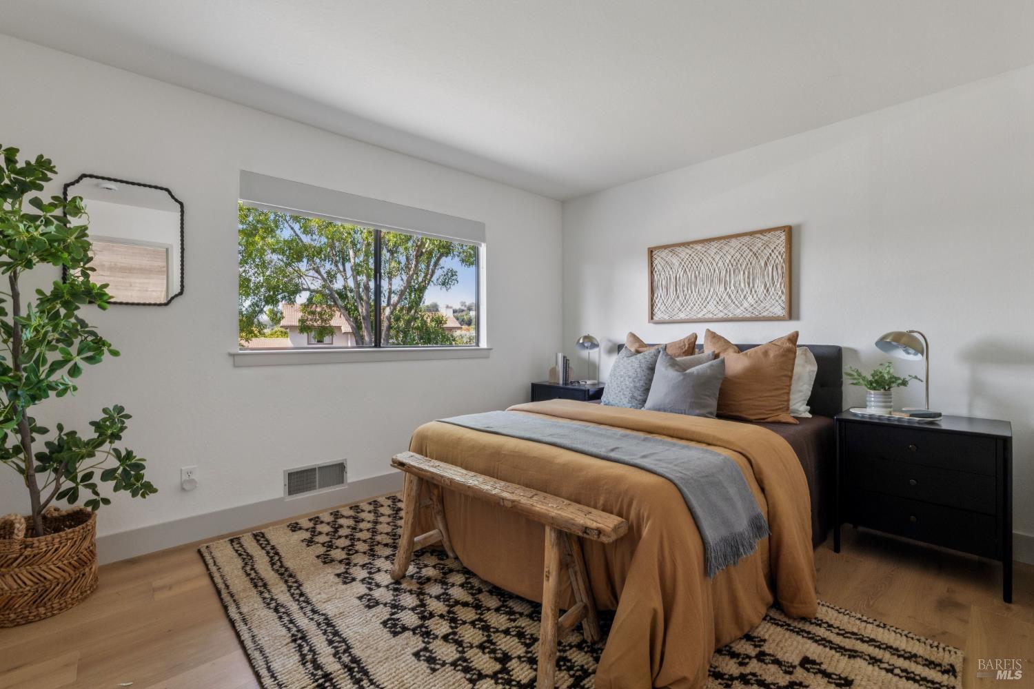 81 Bay Way San Rafael CA 94901