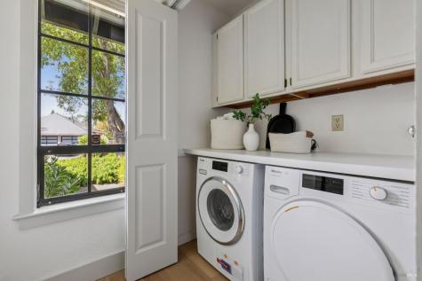 81 Bay Way San Rafael CA 94901
