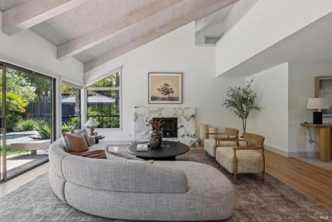 81 Bay Way San Rafael CA 94901
