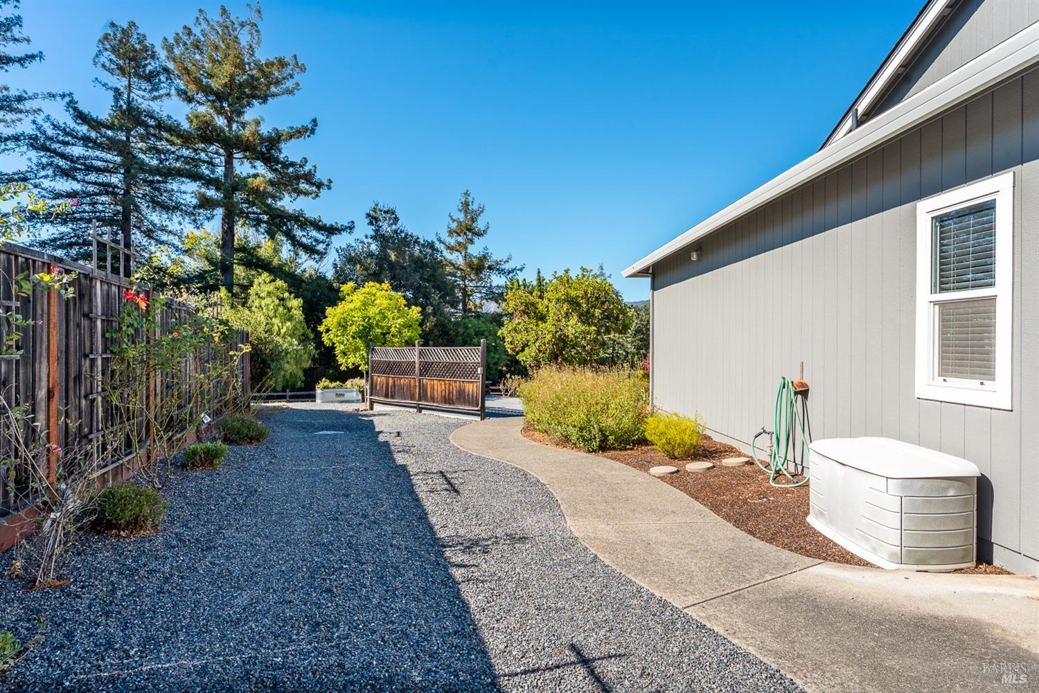 123 Grape Gables Way Cloverdale CA 95425