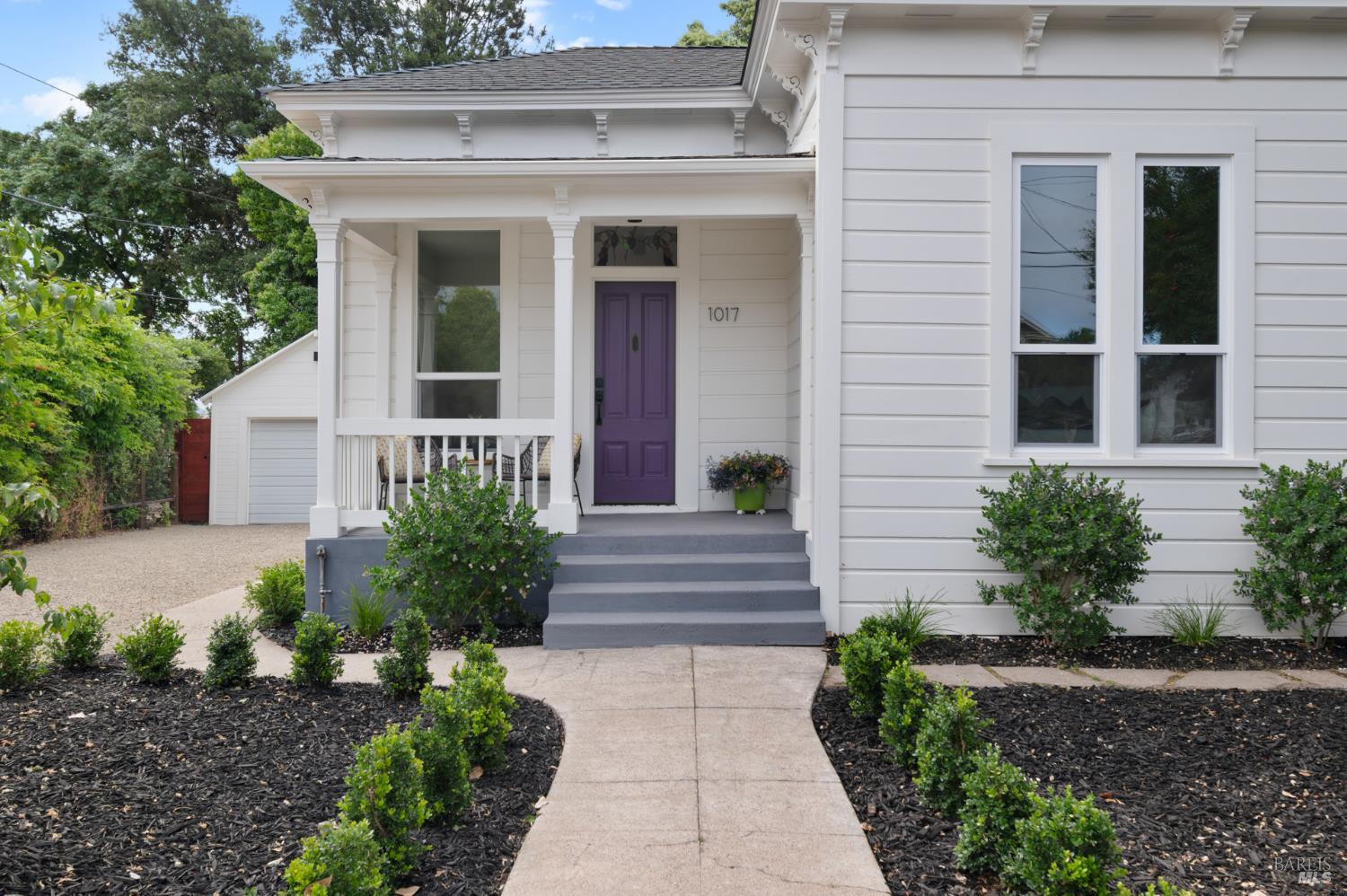 1017 Charter Oak Avenue St. Helena CA 94574