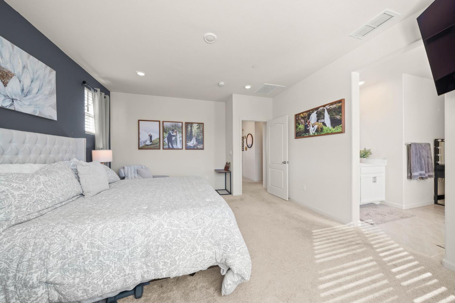 1308 Valley Oak Drive Winters CA 95694