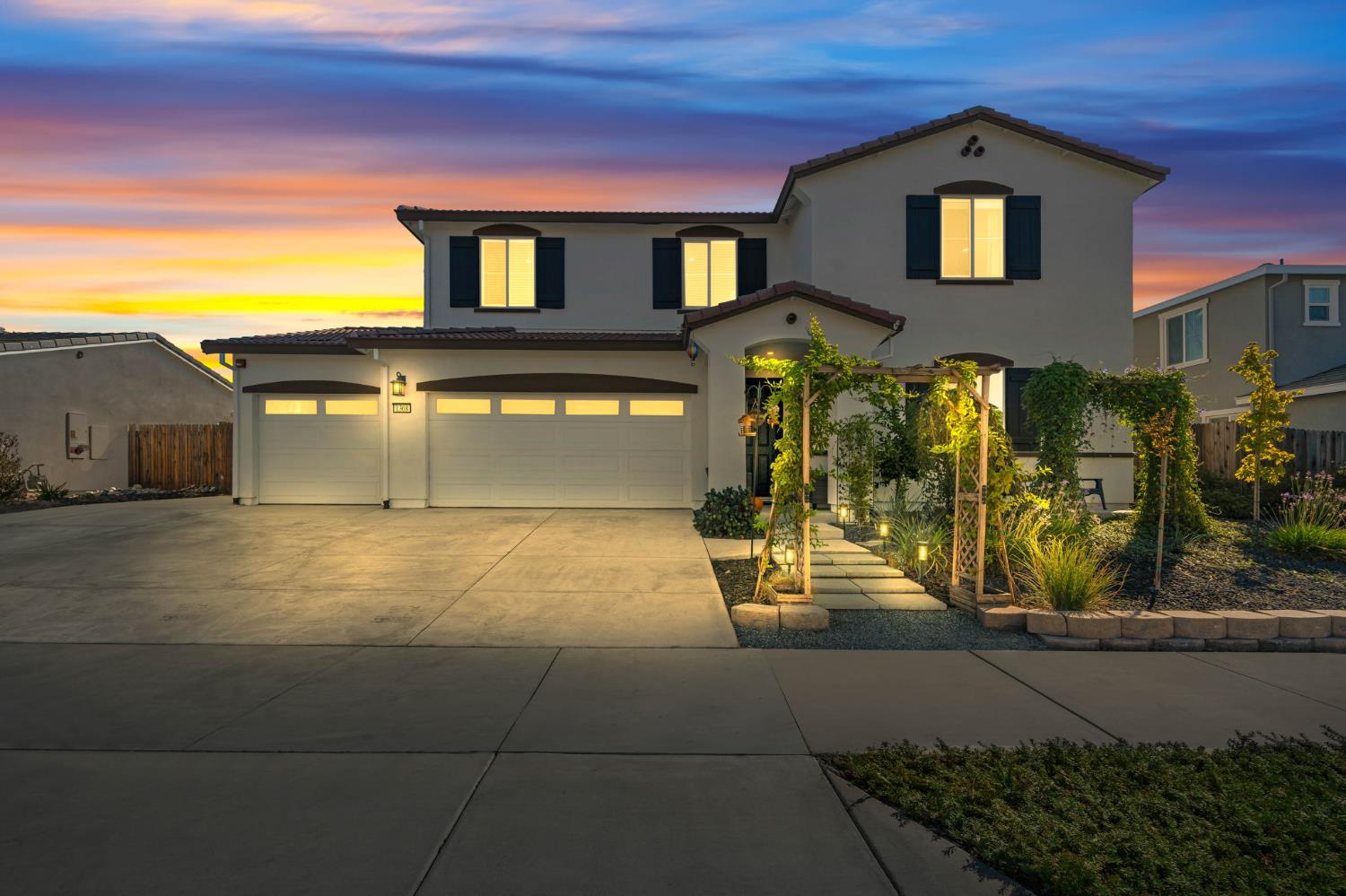1308 Valley Oak Drive Winters CA 95694
