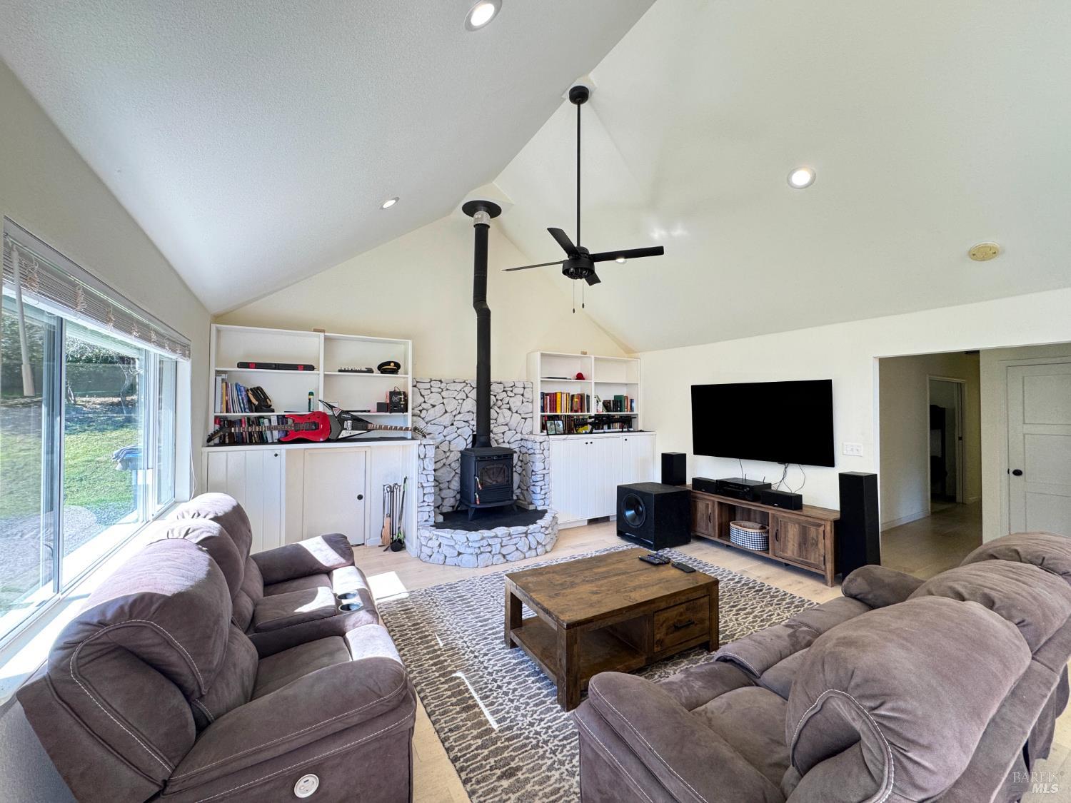 14605 Tomki Road Redwood Valley CA 95470