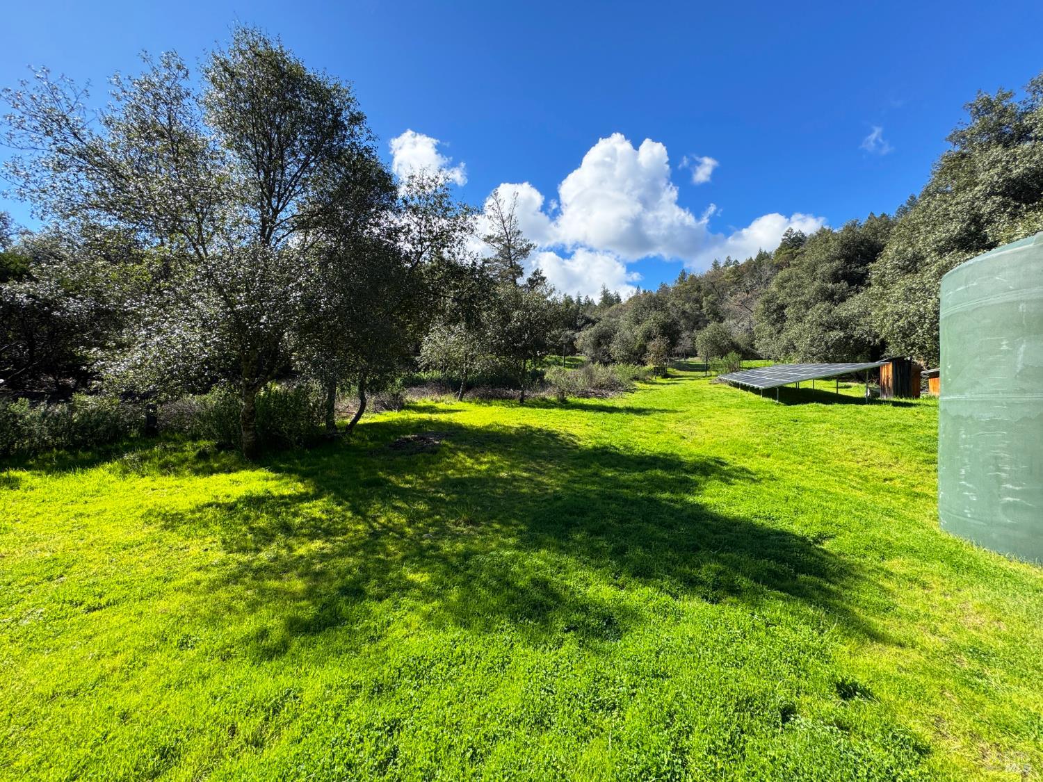 14605 Tomki Road Redwood Valley CA 95470