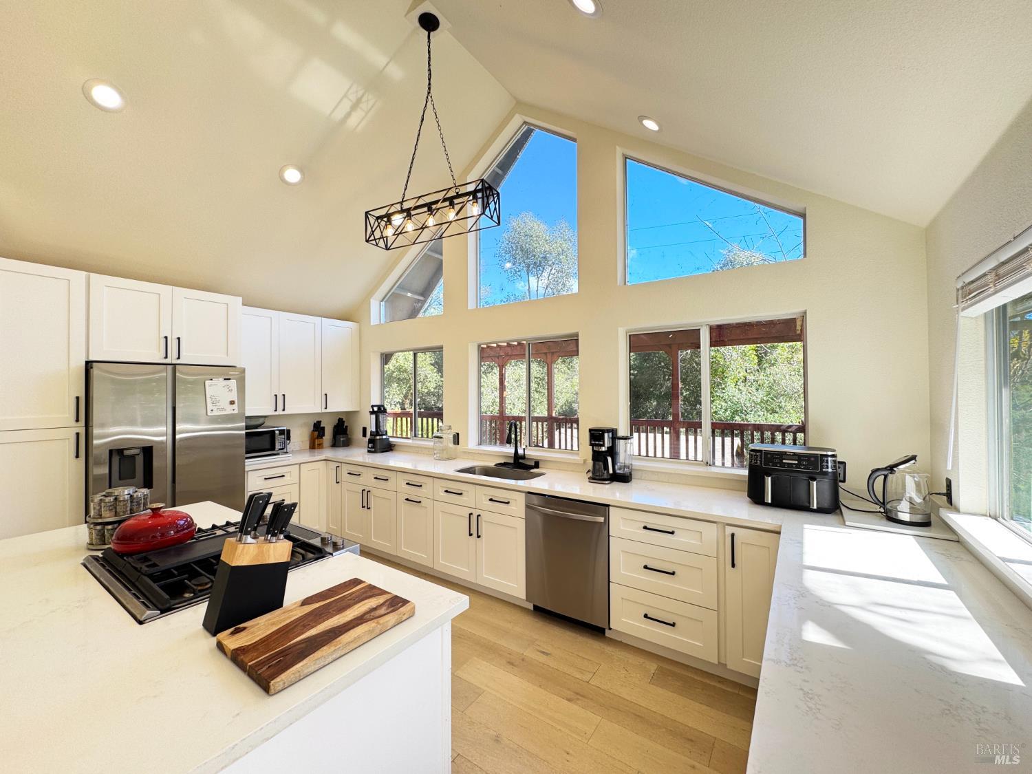 14605 Tomki Road Redwood Valley CA 95470