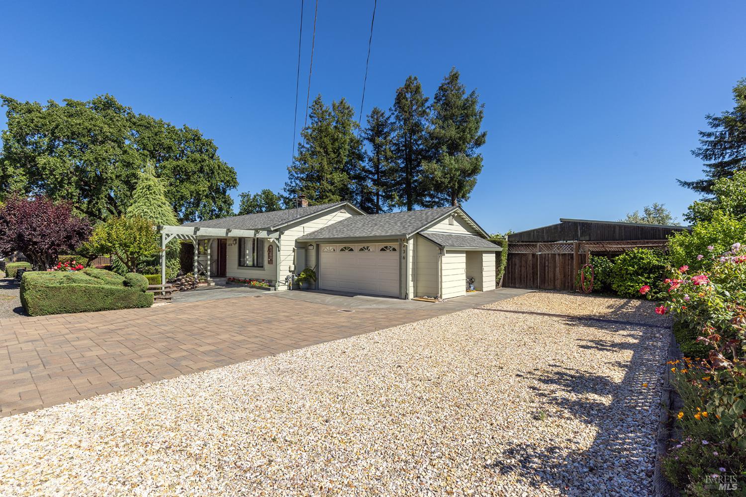2236 W Hearn Avenue Santa Rosa CA 95407