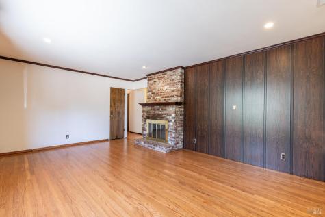 2236 W Hearn Avenue Santa Rosa CA 95407