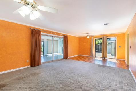 2236 W Hearn Avenue Santa Rosa CA 95407