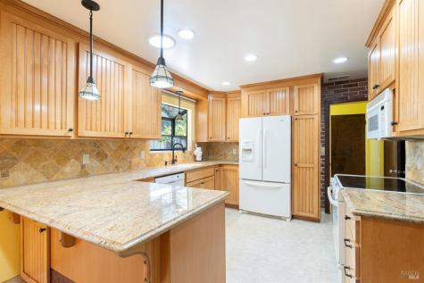 2236 W Hearn Avenue Santa Rosa CA 95407