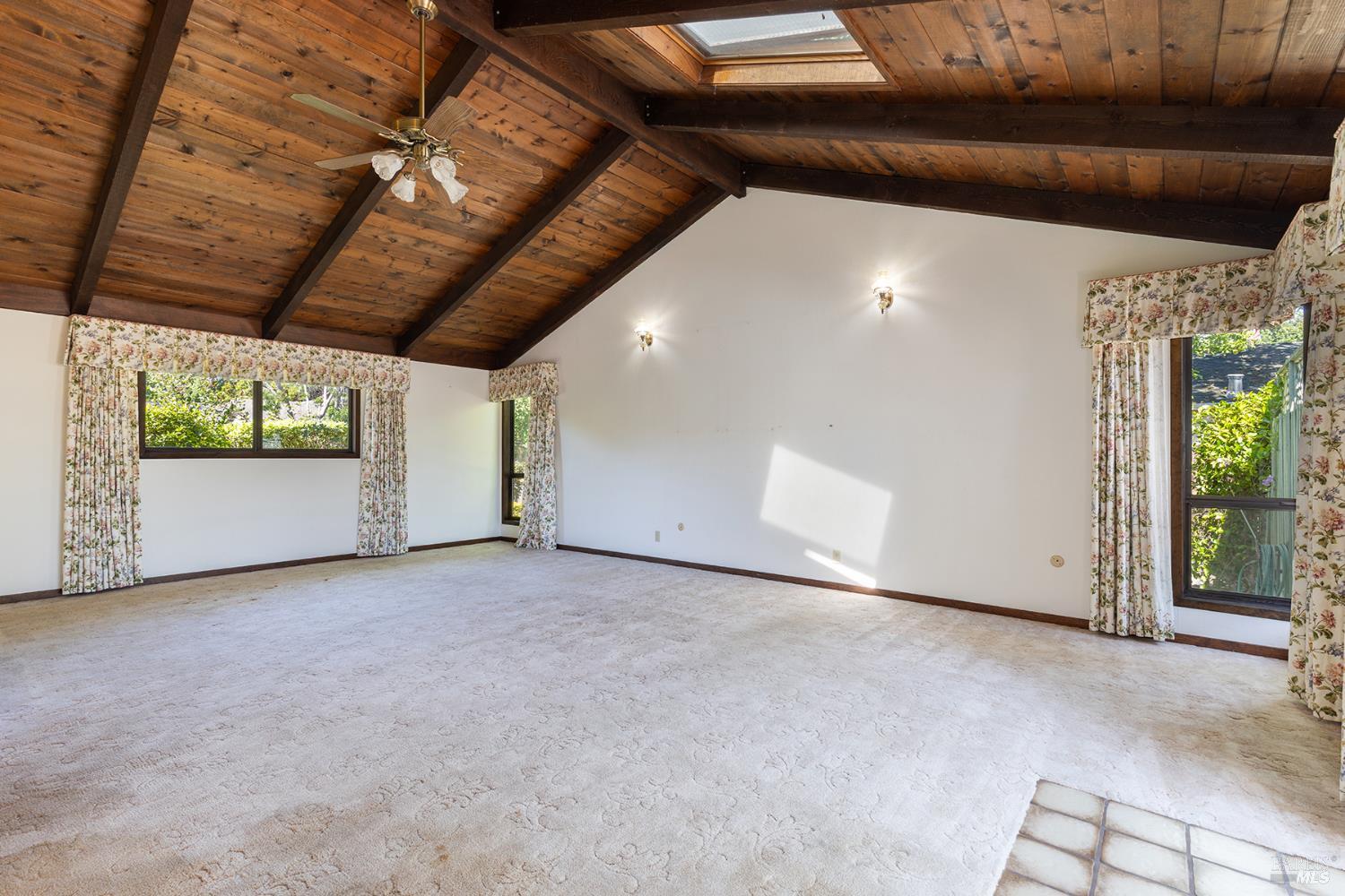 2236 W Hearn Avenue Santa Rosa CA 95407