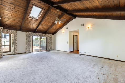 2236 W Hearn Avenue Santa Rosa CA 95407
