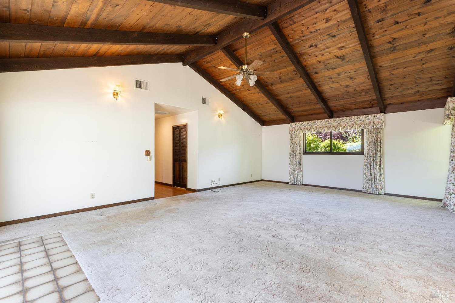 2236 W Hearn Avenue Santa Rosa CA 95407