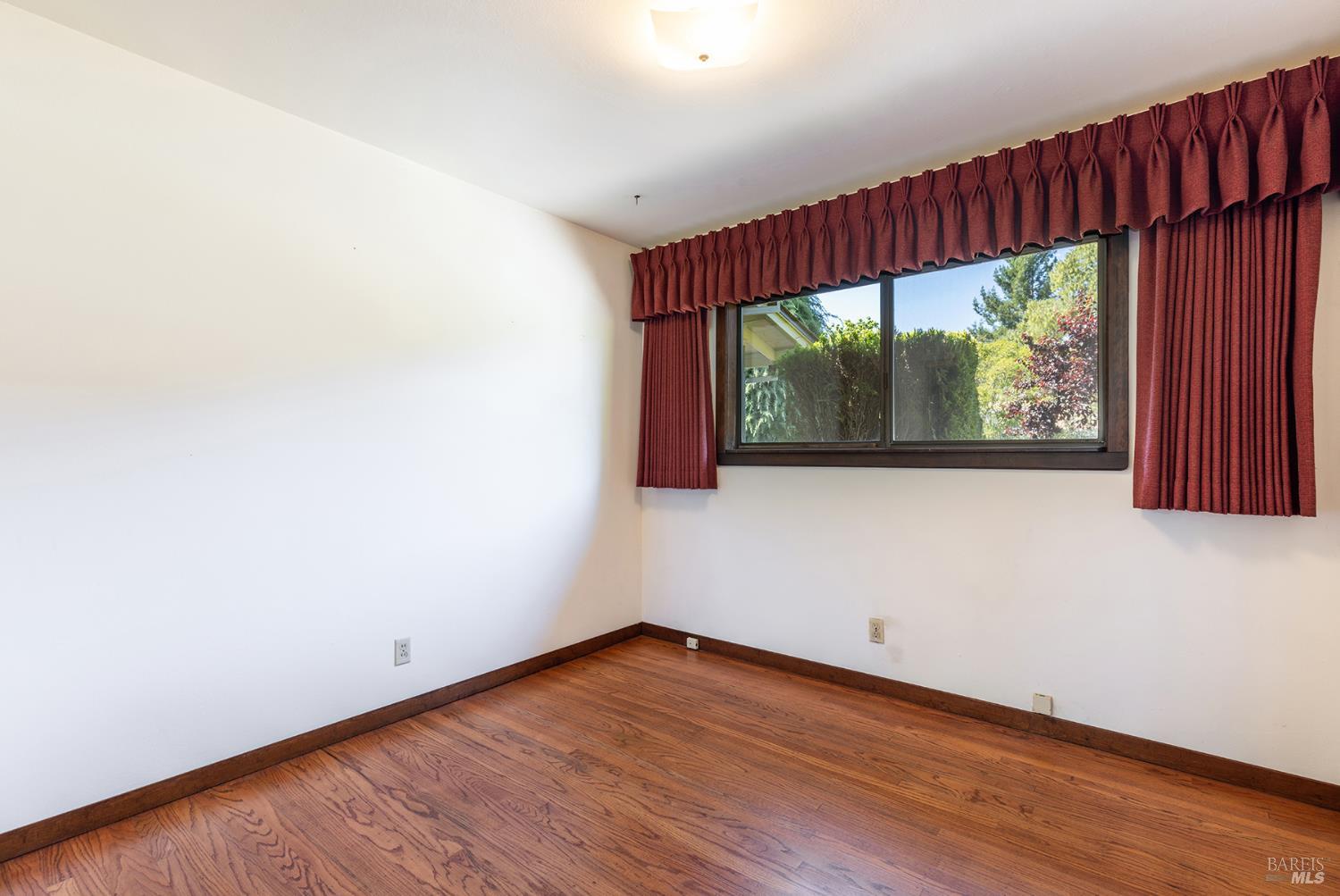 2236 W Hearn Avenue Santa Rosa CA 95407