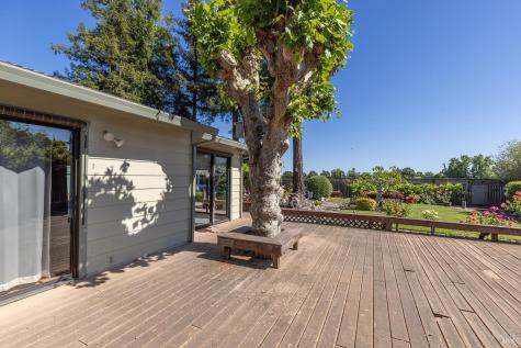 2236 W Hearn Avenue Santa Rosa CA 95407