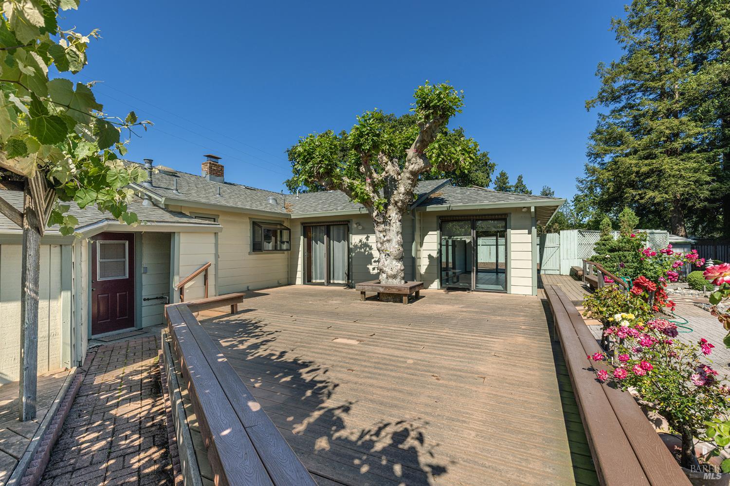 2236 W Hearn Avenue Santa Rosa CA 95407
