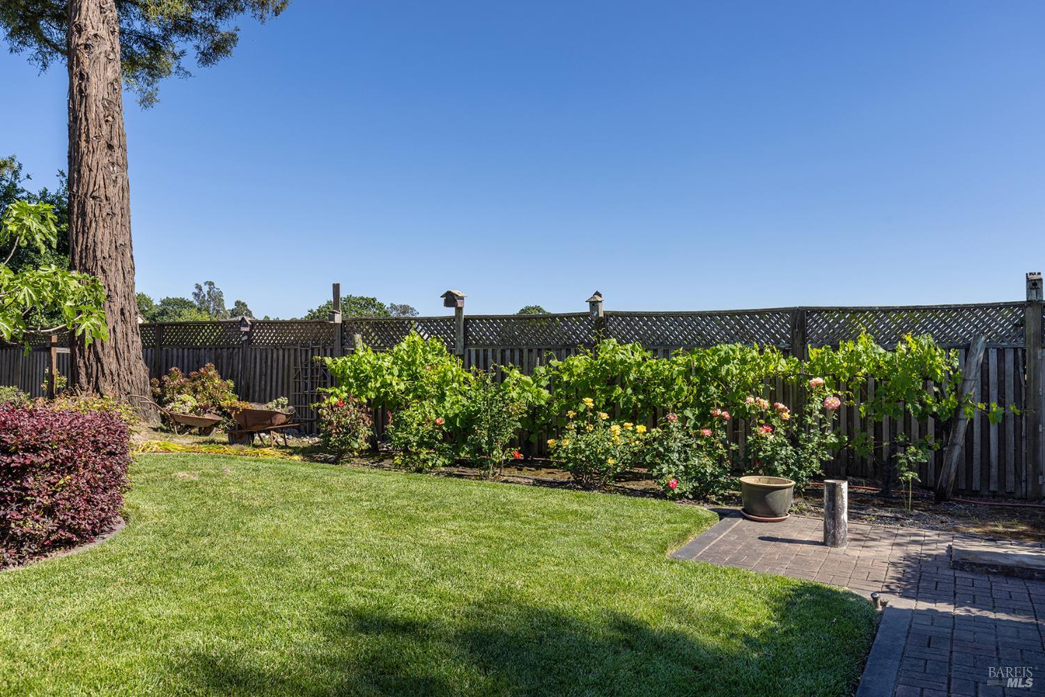 2236 W Hearn Avenue Santa Rosa CA 95407