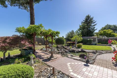 2236 W Hearn Avenue Santa Rosa CA 95407