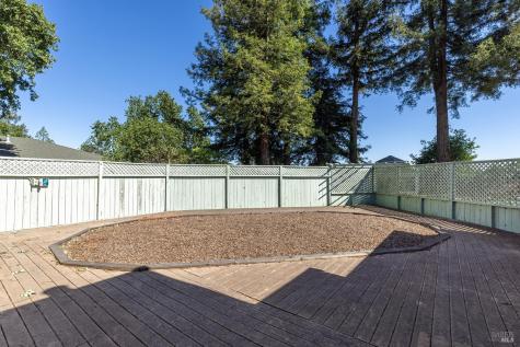 2236 W Hearn Avenue Santa Rosa CA 95407