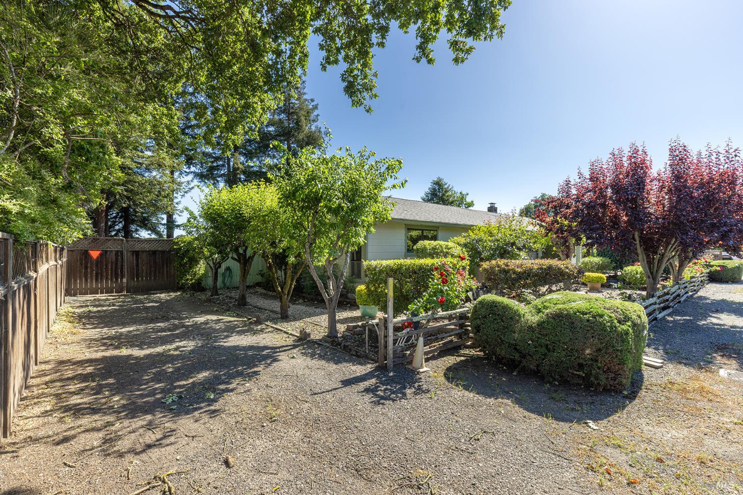 2236 W Hearn Avenue Santa Rosa CA 95407