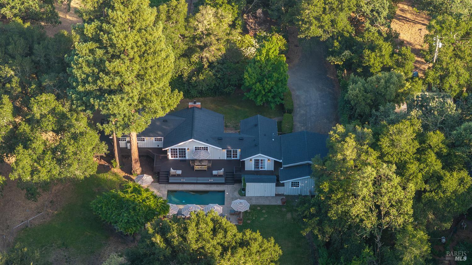 17115 Arnold Drive Sonoma CA 95476