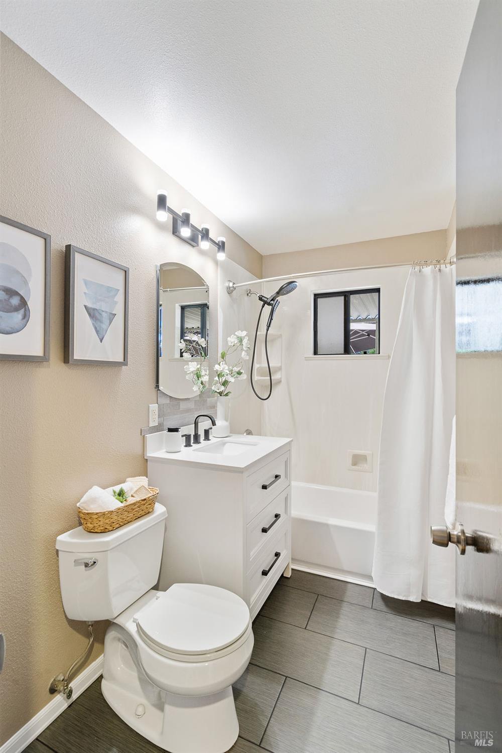 25 Sereno Place Vallejo CA 94589