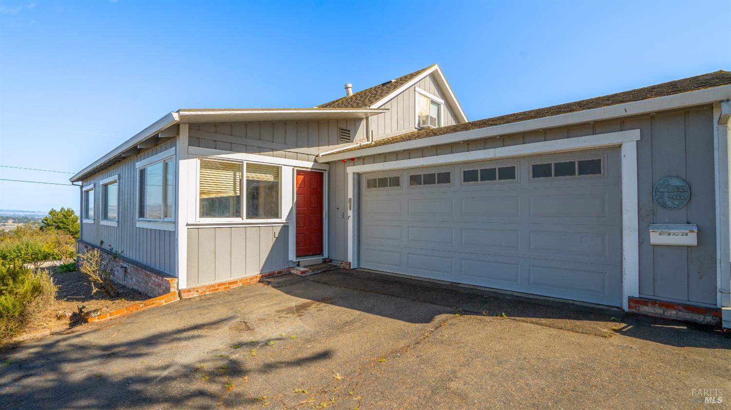 395 Monte Vista Lane Petaluma CA 94952