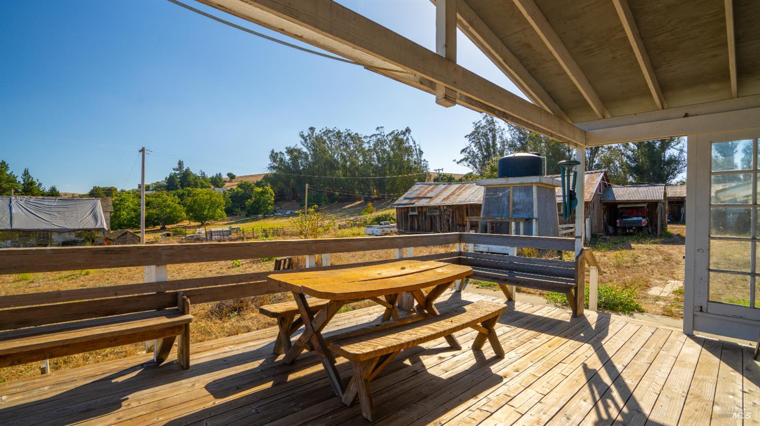395 Monte Vista Lane Petaluma CA 94952