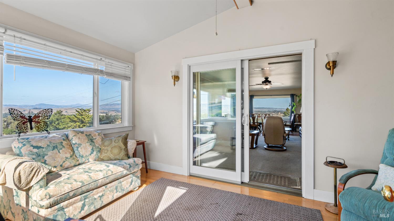 395 Monte Vista Lane Petaluma CA 94952