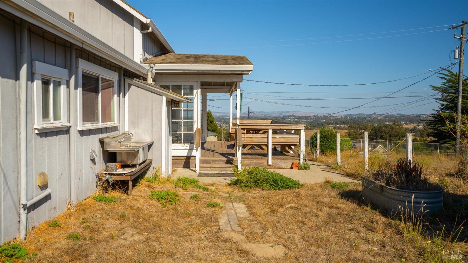 395 Monte Vista Lane Petaluma CA 94952