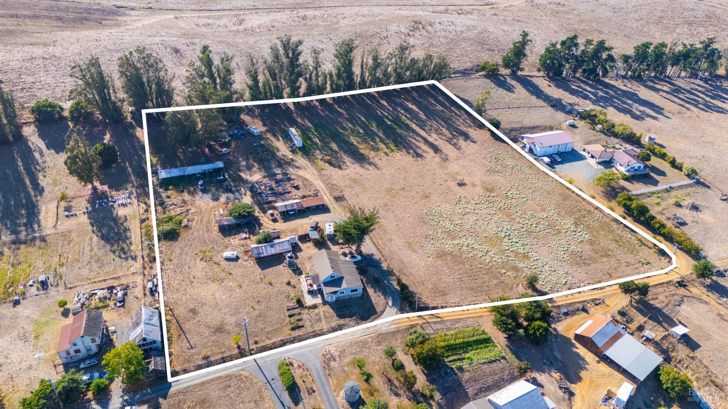 395 Monte Vista Lane Petaluma CA 94952
