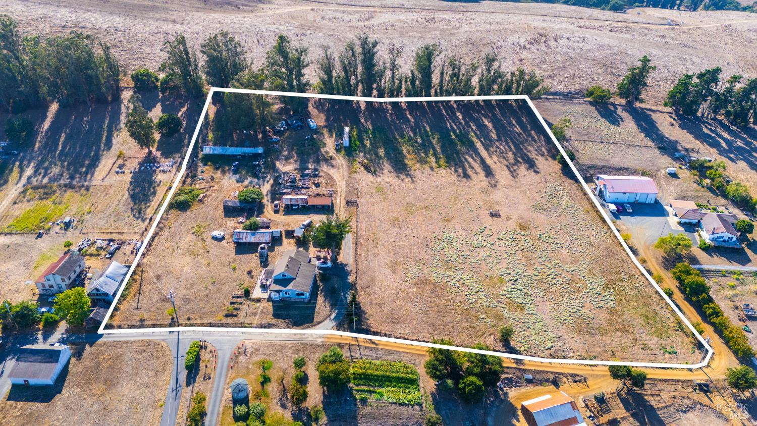395 Monte Vista Lane Petaluma CA 94952