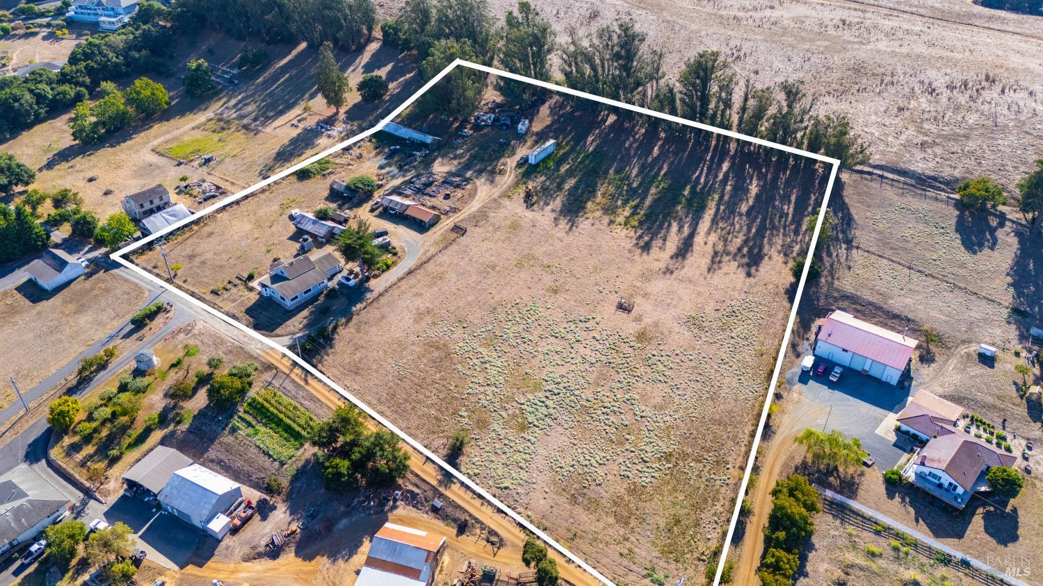 395 Monte Vista Lane Petaluma CA 94952