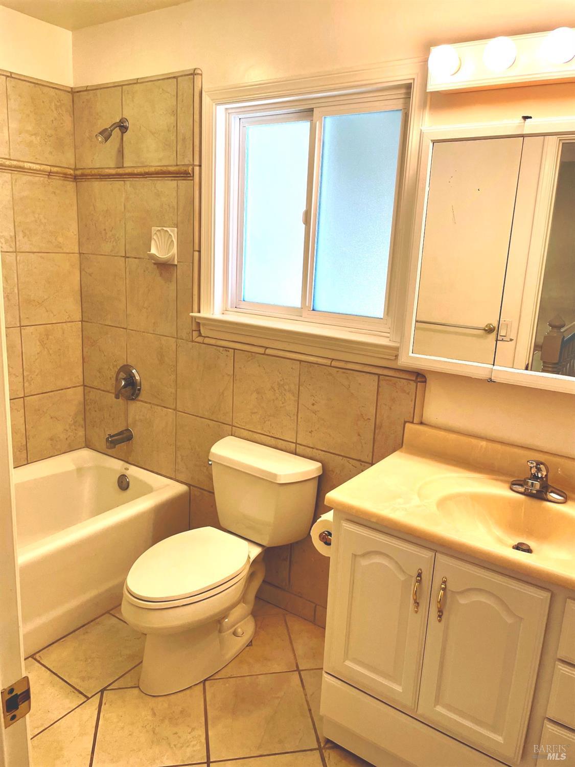 1 Plata Court Novato CA 94947