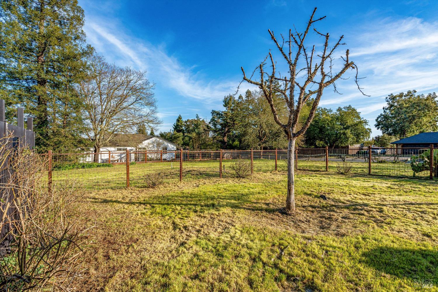 985 Gumview Road Windsor CA 95492