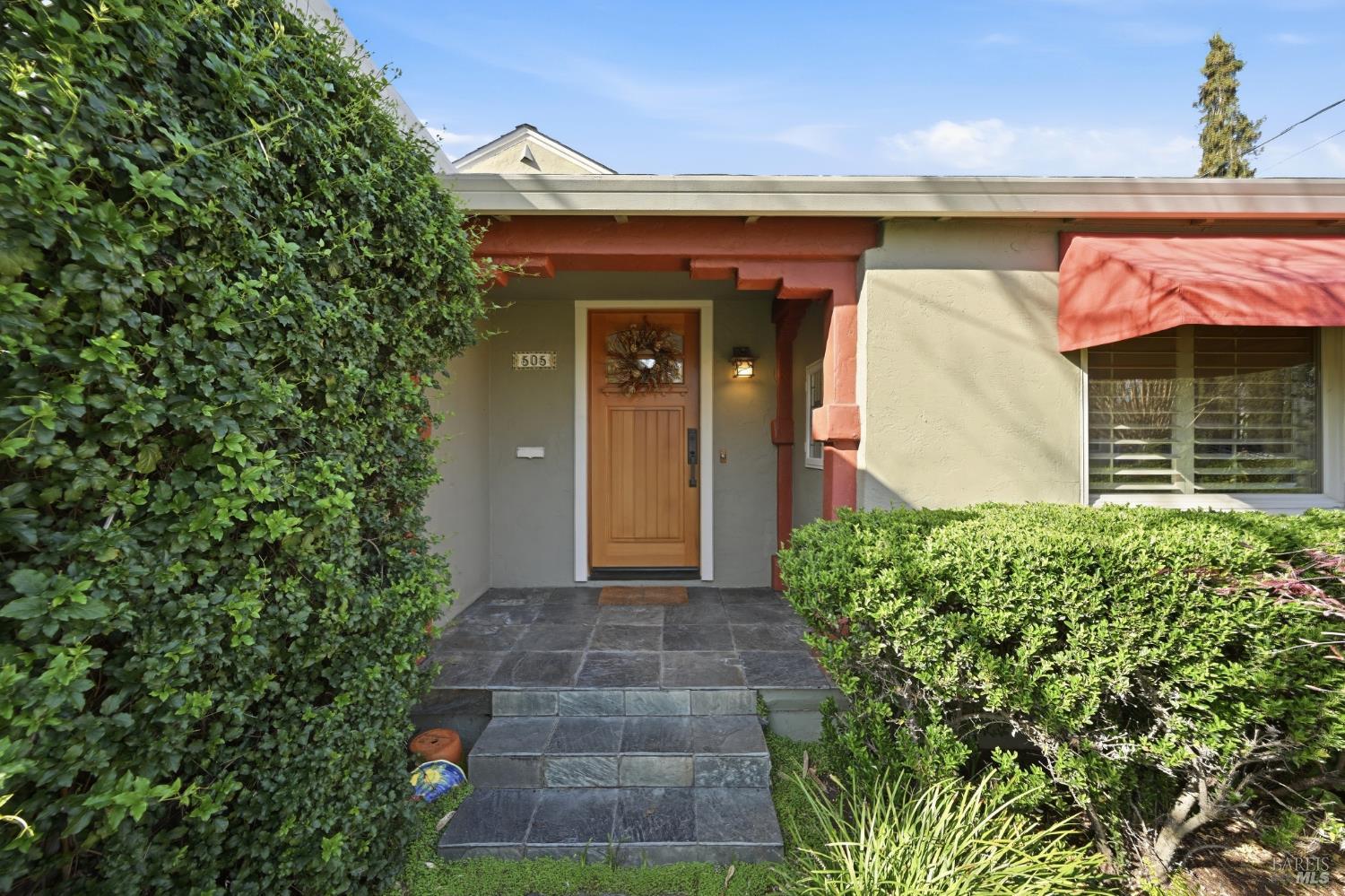 505 Palm Street Santa Rosa CA 95404