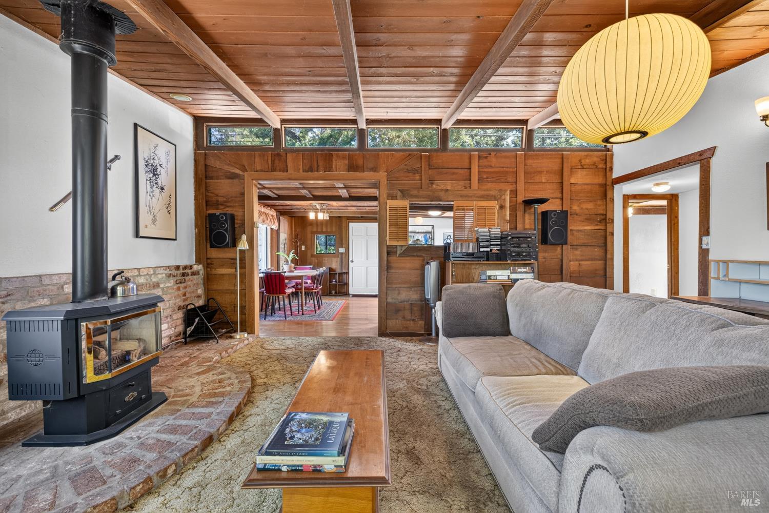 9312 Champs De Elysees Forestville CA 95436